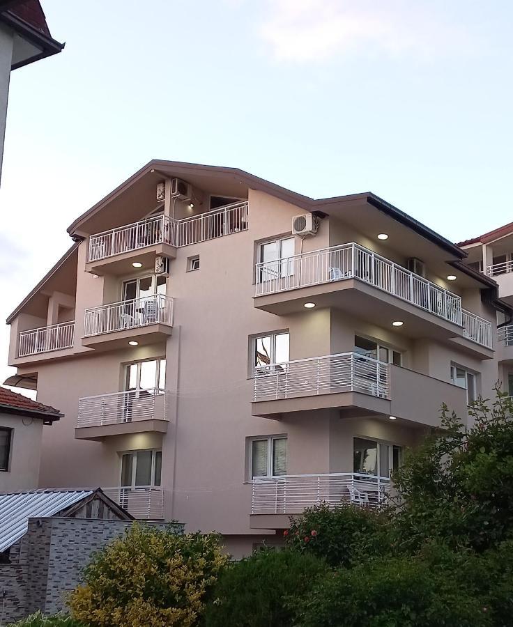 Apartments Smakoski Ohrid Esterno foto